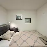 In 54602 Дом отдыха